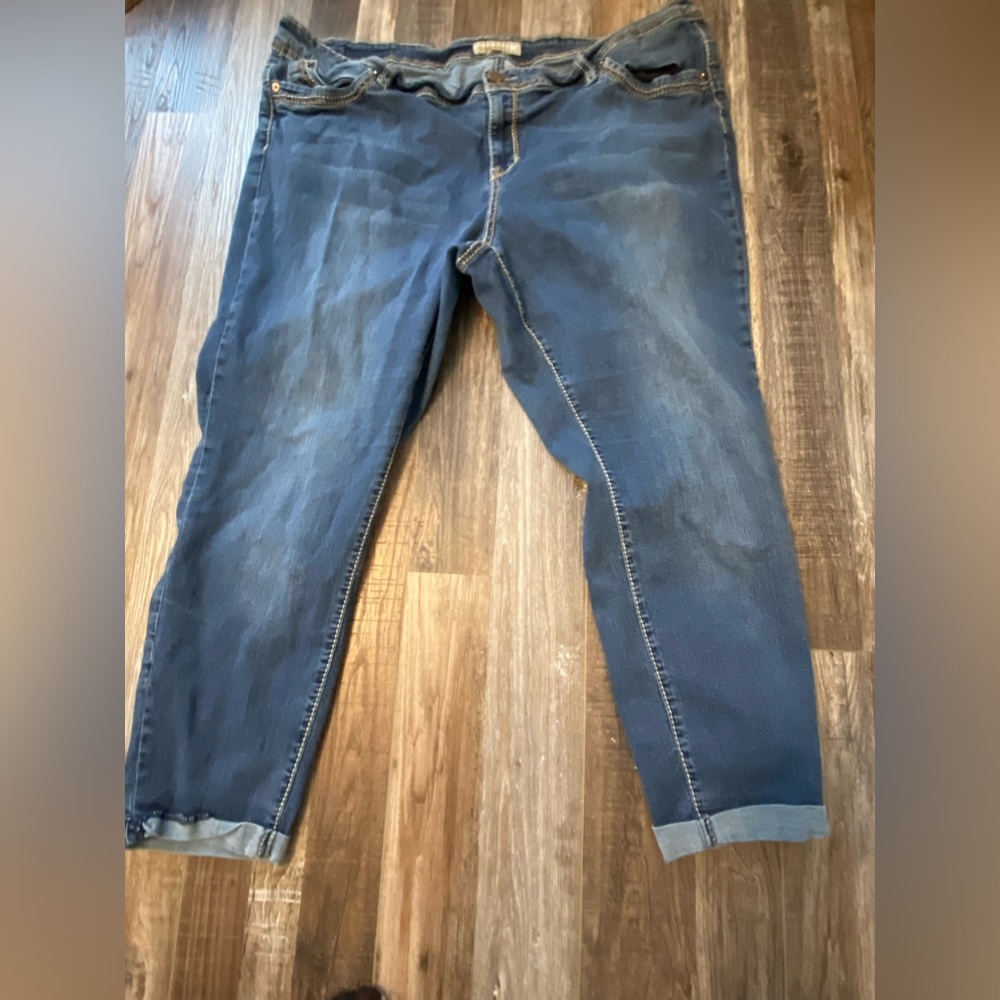 These “wannabettabutt” jeans are my favorite!